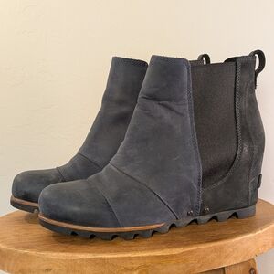 Sorel Navy/Black Ankle Wedge Booties Grunge Goth PunkCore Earthy